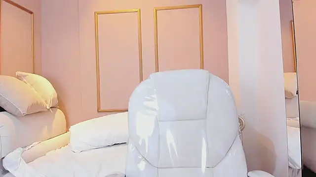 XXX chat uživo modela NahimiThompson