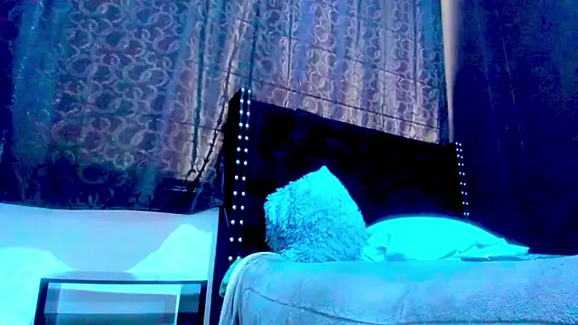 Czat XXX na żywo – amareto_queen