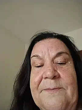 Yaya_Mineira élő XXX-chatje