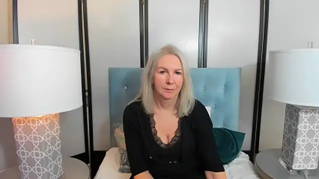 EricaTop Chat XXX in diretta