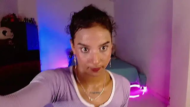 Chelsea__2 Adlı Modelin Canlı XXX Sohbeti