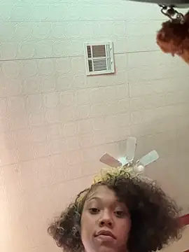 Tamiii420 webcam show