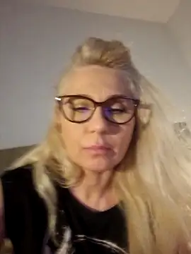 عرض كام Tania44b