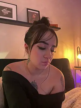 EmmyEvans1 Chat XXX in diretta