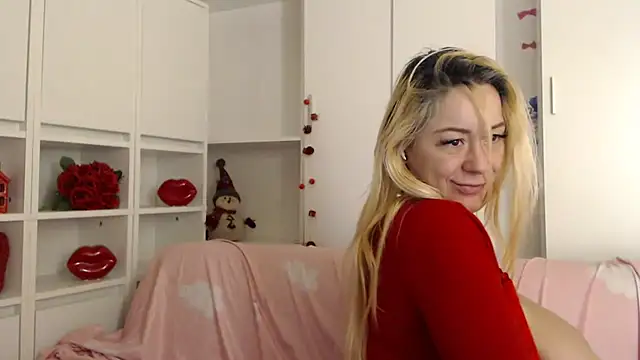 _karolynesyera_: απευθείας συνομιλία ΧΧΧ