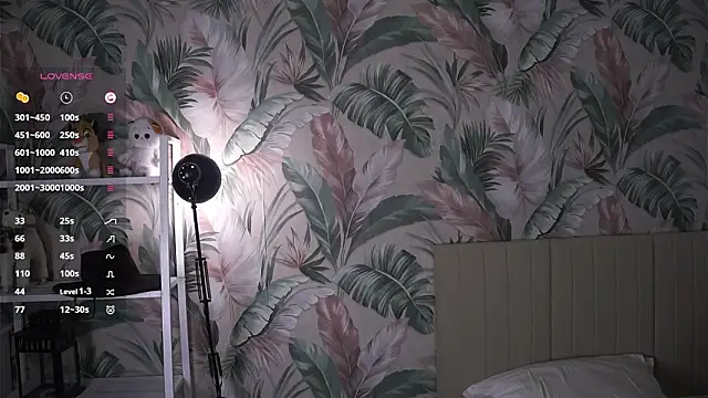 MarlinVarian: онлайн-секс-чат