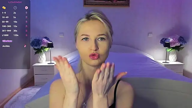 Julie_Blaze Obrolan Langsung XXX