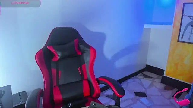 Charis_21 Chat XXX in diretta