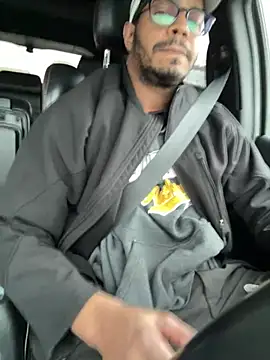 Jariushot3's Live XXX Chat