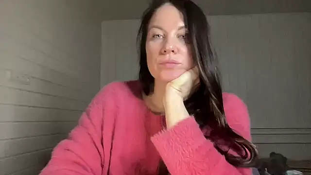 Tarivona Live XXX-chat