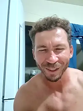 RobertoLuiz84's Live XXX Chat