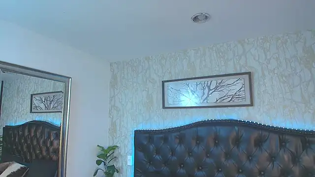 Chatroom XXX en direct de Lander_Cruz