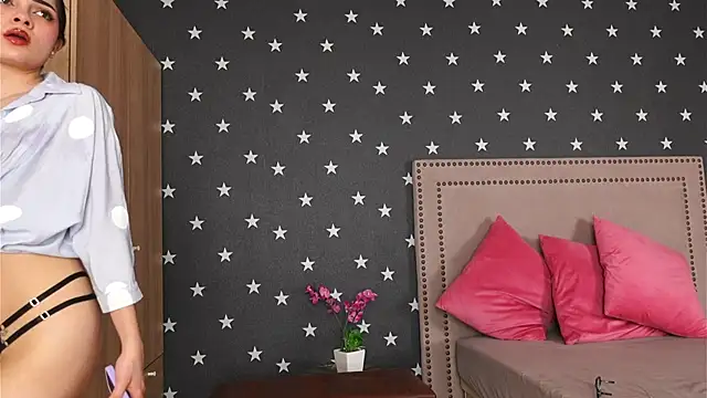 RaquellStar Live XXX-chat