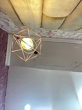 Chatroom XXX en direct de Naughty_Mely_