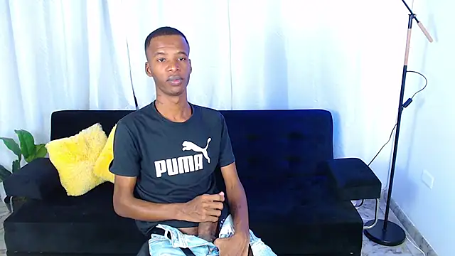 Chatroom XXX en direct de gusy_18