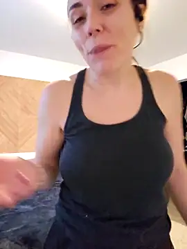 Ellie-Elizabeth Live XXX Chat