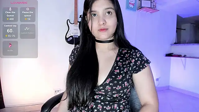 Онлайн чат XXX lilpervertgirl