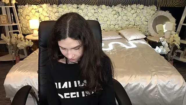 Živý XXX chat BabyFlowerr