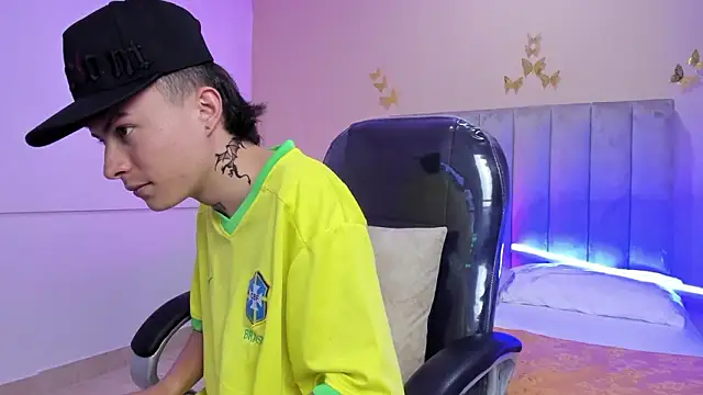 Nascary_Fox: онлайн-секс-чат