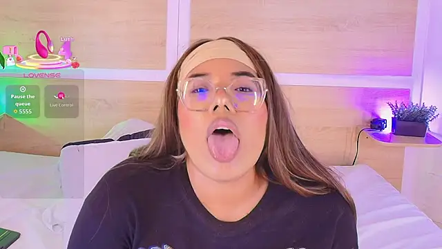 _nickypurple_: онлайн-секс-чат