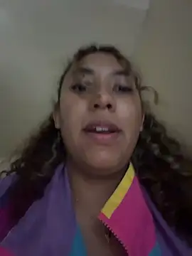 lauraltt Adlı Modelin Canlı XXX Sohbeti