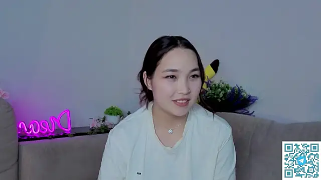 ColettaMejias Adlı Modelin Canlı XXX Sohbeti