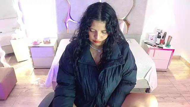 TATTI_TAY's Live XXX Chat