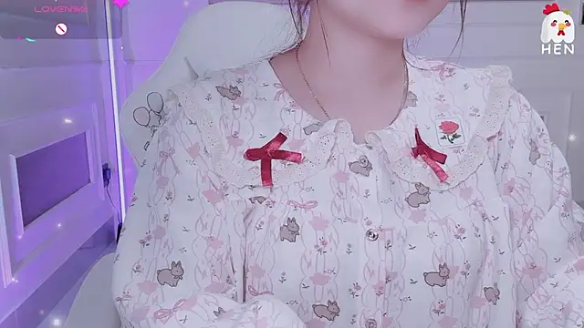 Hen-1m52's Webcam Show