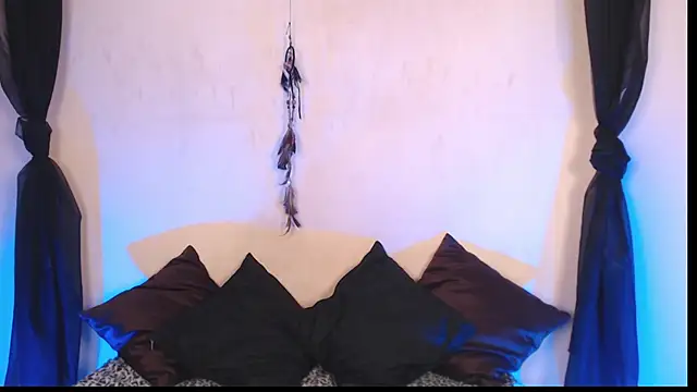 دردشة Agatha_Tenebris الجنسية المباشرة