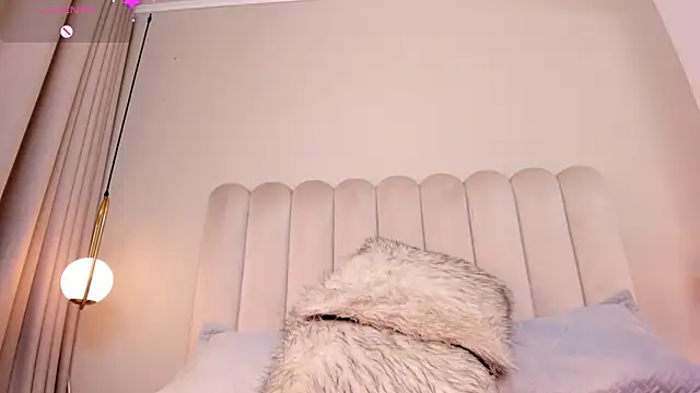 Melanie_hillzのライブXXXチャット