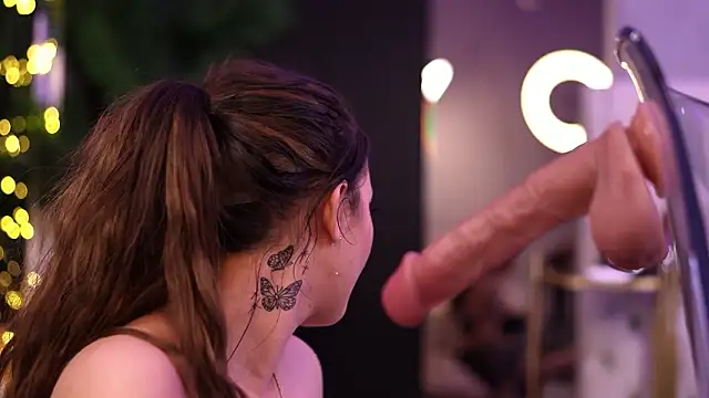 AkaliLunaのライブXXXチャット