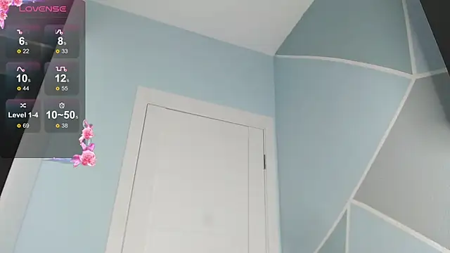 MilaniaCuteのライブXXXチャット