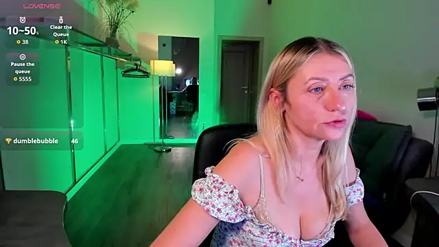 دردشة ZoeGrant الجنسية المباشرة