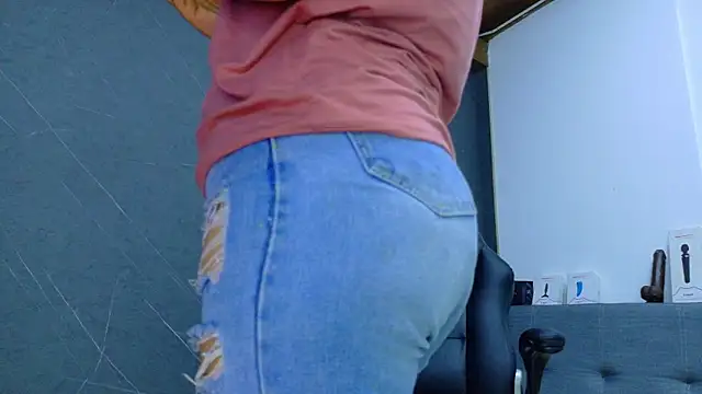 Britney_taylor_ live XXX chat