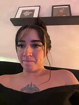 EmmyEvans1 即時 XXX 聊天