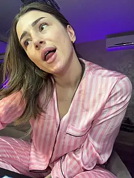 Chatroom XXX en direct de BabbyAisha