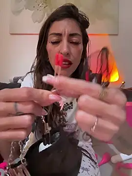 Amani_thewolf Live XXX-Chat