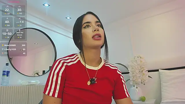 MaddyMay_ élő XXX-chatje