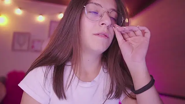 milly_kenner élő XXX-chatje