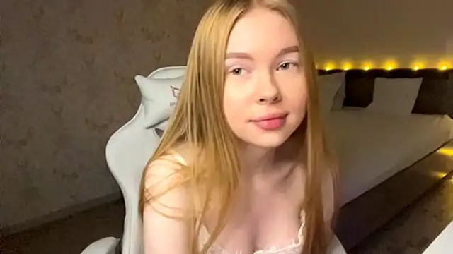 LumiSunn Live XXX chat