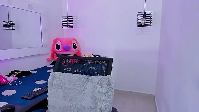 KimberlyJohnsoon Chat XXX live