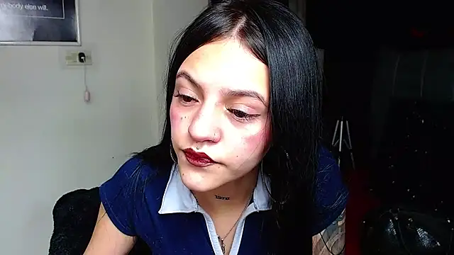 Violettasquirt Live XXX-chat