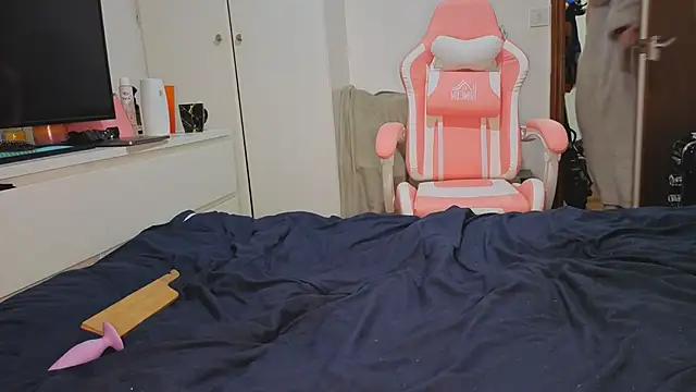 ENGLISHEMILY_69 Live XXX Chat