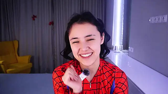 AvisLevien Show in webcam