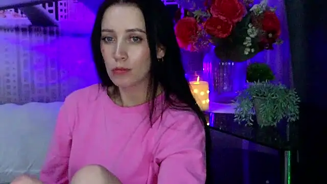 MonicaSweetx: онлайн-секс-чат