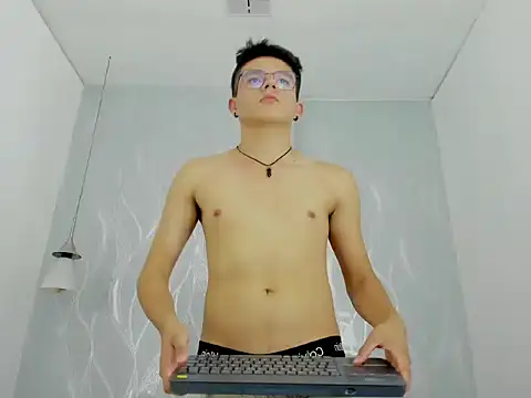 AndyFame1 Adlı Modelin Web Kamerası Şovu