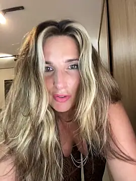 Thescorpionfr_ Adlı Modelin Canlı XXX Sohbeti