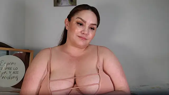 Chat +18 de antoniamoreno82 ao vivo
