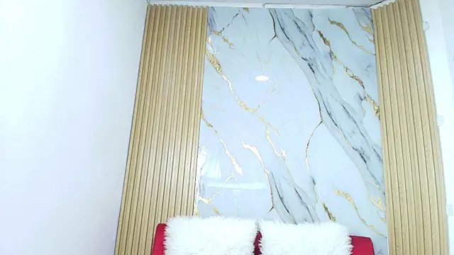 Luluu_08 élő XXX-chatje