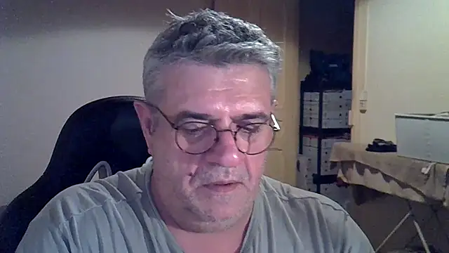 _hippo_'s Live XXX Chat